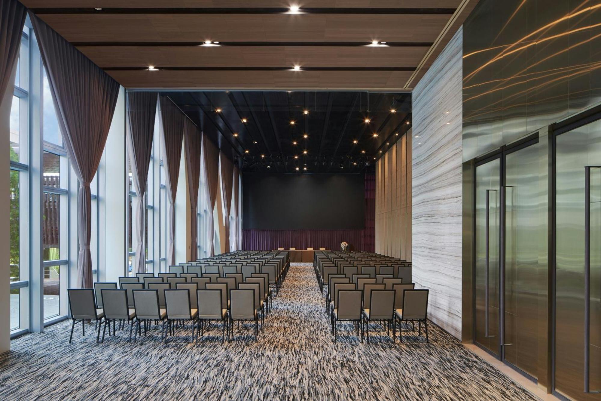 Four Points By Sheraton Linkou Exteriör bild