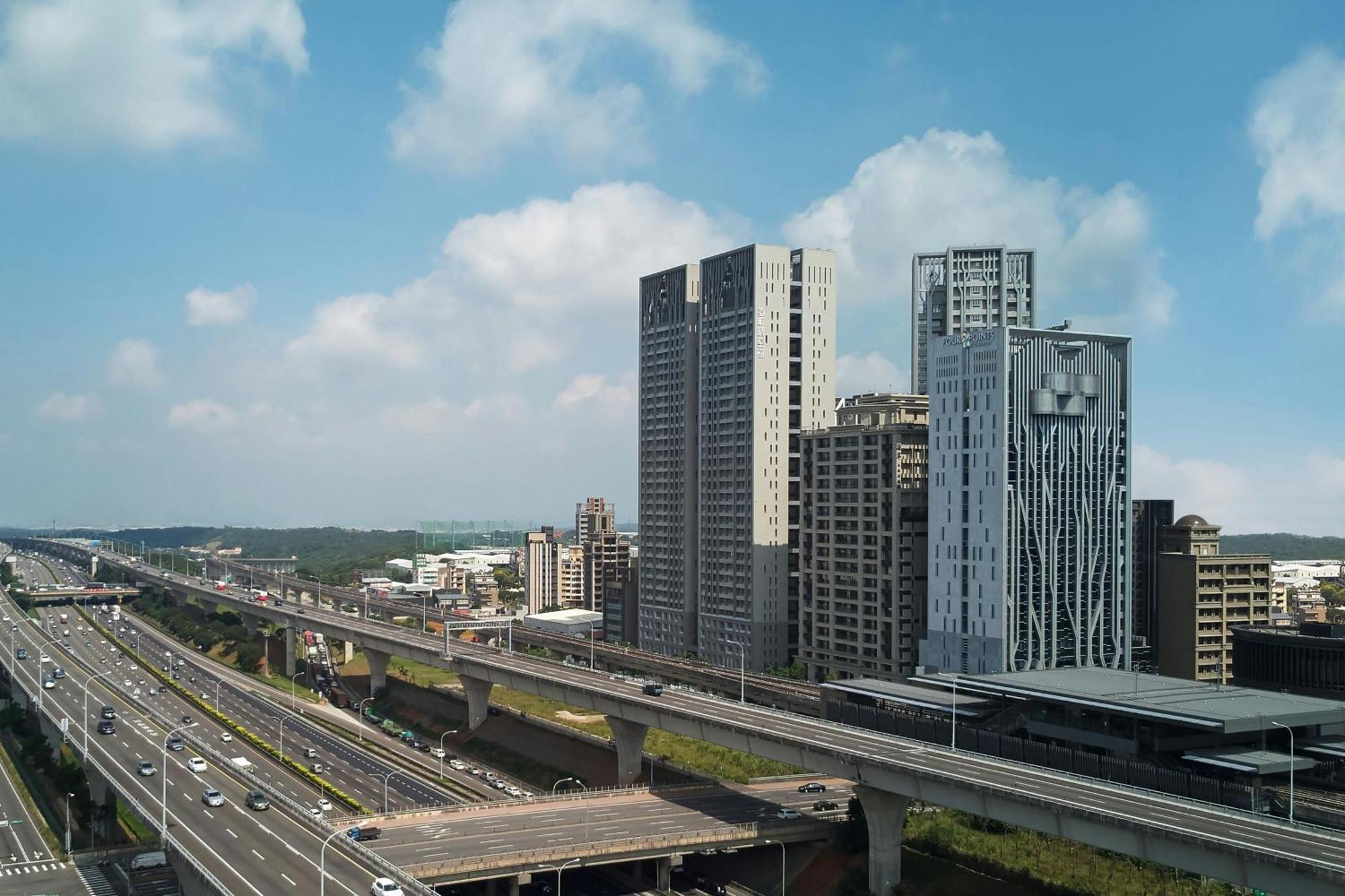 Four Points By Sheraton Linkou Exteriör bild