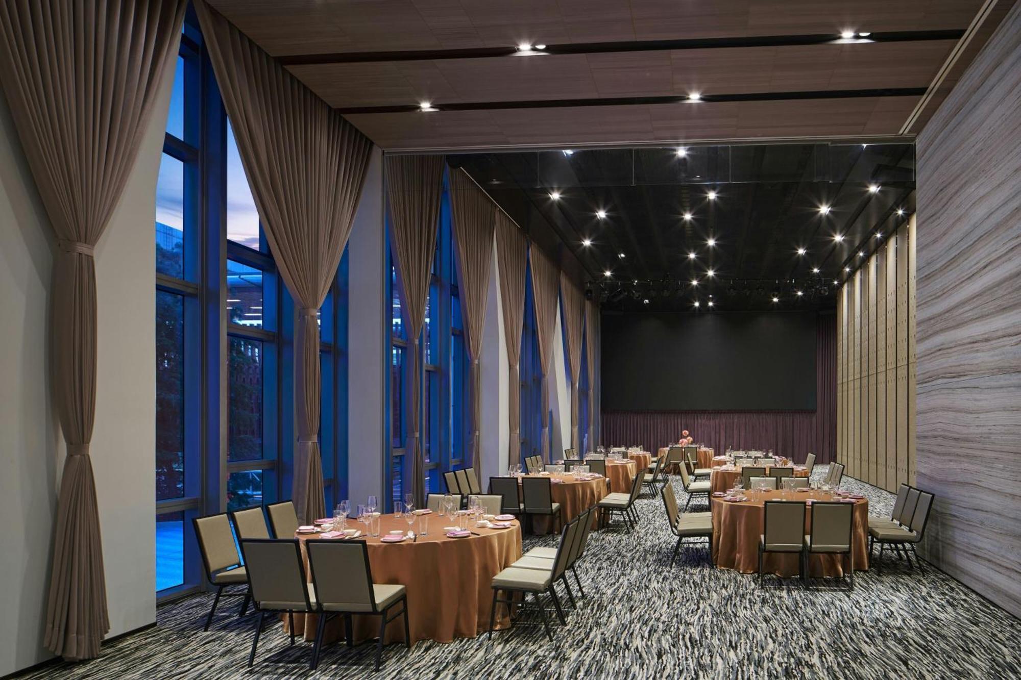 Four Points By Sheraton Linkou Exteriör bild